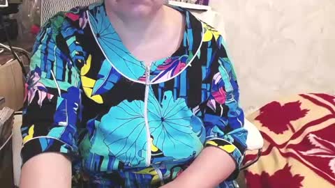 Nimfalove online show from 04/12/26, 08:14