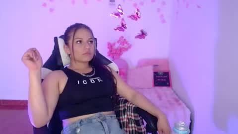 Snapshot of nina__666 chatting on 11/29/25, 02:09 nina__666 online show from 11/29/25, 02:09