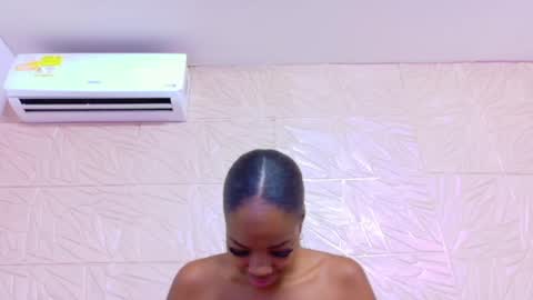 Snapshot of nina_bae_ chatting on 04/18/26, 07:18 nina_bae_ online show from 04/18/26, 07:18