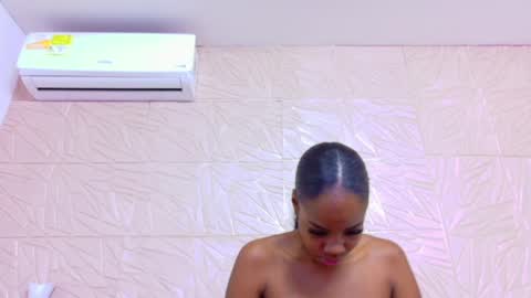 Snapshot of nina_bae_ chatting on 04/19/26, 01:32 nina_bae_ online show from 04/19/26, 01:32