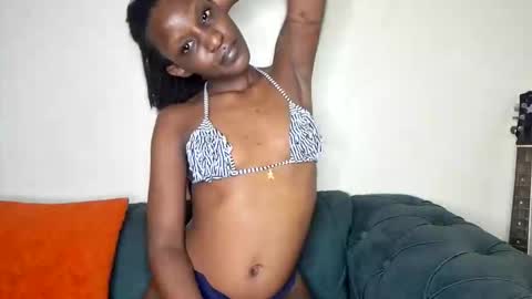 nina_bambi online show from 09/26/25, 08:57