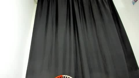 Snapshot of nina_belluci chatting on 04/09/26, 02:55 Lilly online show from 04/09/26, 02:55