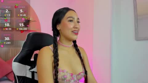 N I N A online show from 09/30/25, 07:19