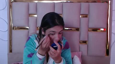 Nina Carther online show from 10/08/25, 11:08