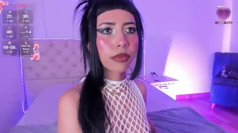Snapshot of nina_fooxxx1 chatting on 06/27/26, 04:45 Nina Fox online show from 06/27/26, 04:45