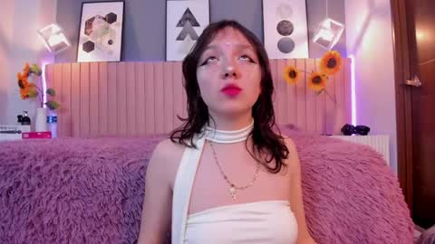 nina_ford_ online show from 04/29/26, 03:10