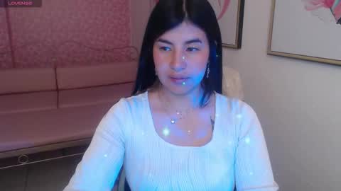 Snapshot of nina_harpper_ chatting on 12/14/25, 01:16 Nina online show from 12/14/25, 01:16