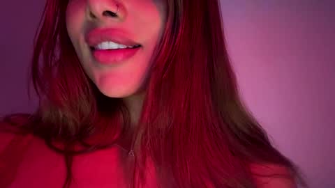 Snapshot of nina_mon chatting on 10/24/25, 05:15 Angie online show from 10/24/25, 05:15