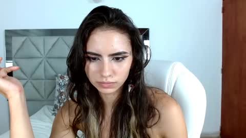  Nina  online show from 12/04/24, 11:57