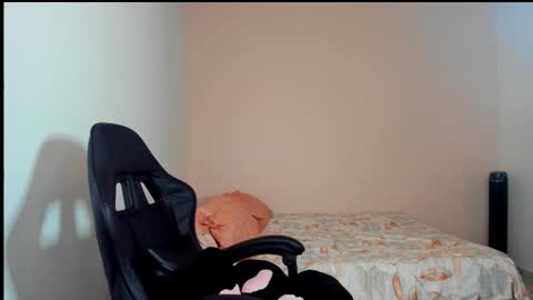 Snapshot of nina_pons chatting on 02/18/26, 08:49 Nina online show from 02/18/26, 08:49