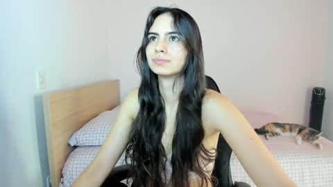  Nina  online show from 04/26/26, 04:04