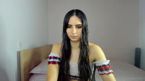  Nina  online show from 04/27/26, 08:07