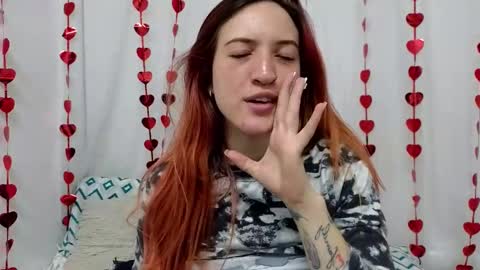 Ninaa fox online show from 02/19/25, 10:31