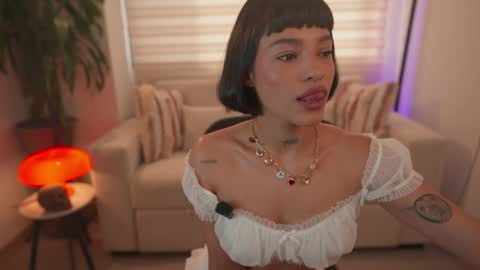    online show from 04/19/26, 12:15