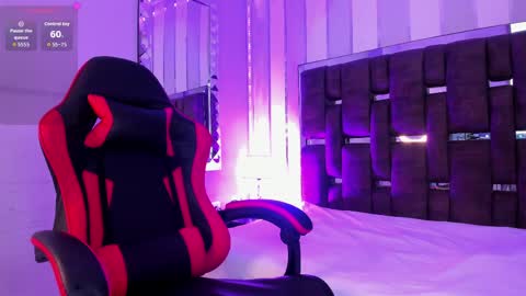 ninabloom_ online show from 05/11/26, 02:45