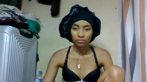 ninaeaa online show from 06/15/26, 05:37