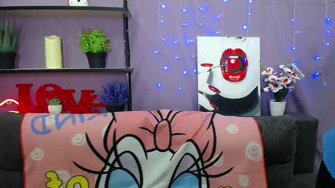 ninaflawlees online show from 03/11/25, 07:25