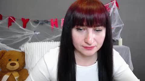 ninaflawlees online show from 10/18/25, 12:06