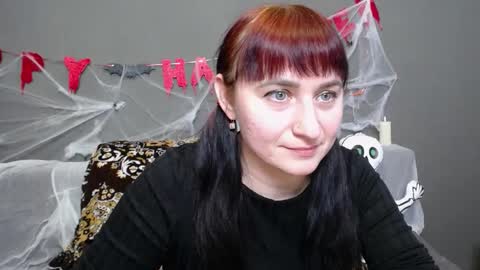 ninaflawlees online show from 10/22/25, 12:16