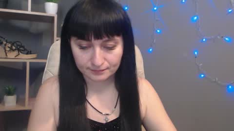 ninaflawlees online show from 11/25/25, 01:00