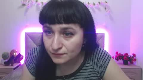 Snapshot of ninaflawlees chatting on 05/14/26, 12:12 ninaflawlees online show from 05/14/26, 12:12