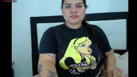 Snapshot of ninafuentes2x chatting on 05/30/26, 11:24 NinaFuentes online show from 05/30/26, 11:24