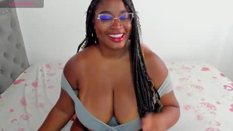 Valentina online show from 09/29/25, 03:17