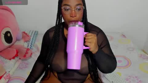 Snapshot of ninagrey03 chatting on 03/14/26, 11:32 Valentina online show from 03/14/26, 11:32