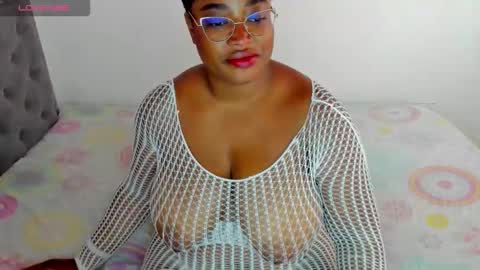 Snapshot of ninagrey03 chatting on 03/20/26, 10:58 Valentina online show from 03/20/26, 10:58