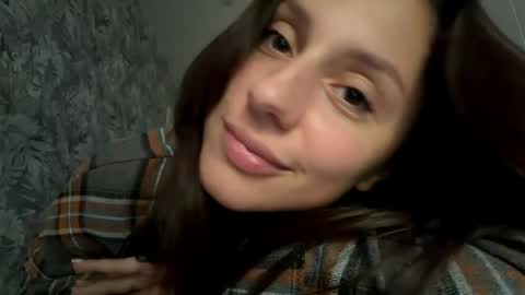 Snapshot of ninahurrle chatting on 06/02/26, 11:12 Agata online show from 06/02/26, 11:12