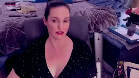 Snapshot of ninajaymes chatting on 01/18/25, 06:56 Nina Jaymes online show from 01/18/25, 06:56