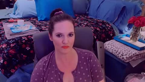 Snapshot of ninajaymes chatting on 10/03/25, 11:24 Nina Jaymes online show from 10/03/25, 11:24
