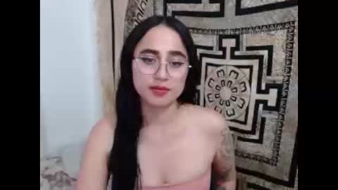 N I N A online show from 12/23/24, 10:12
