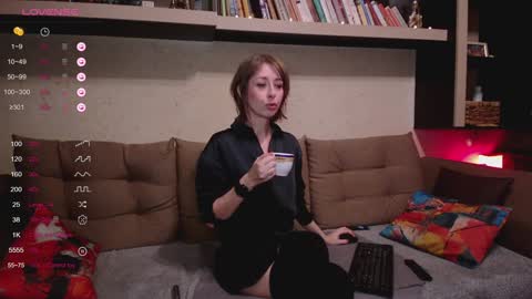 NinaNovalicious online show from 12/13/24, 08:20