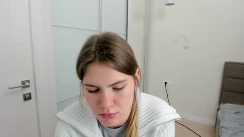 Snapshot of ninarihh chatting on 03/04/25, 02:21 ninarihh online show from 03/04/25, 02:21