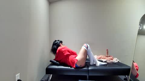 Ninaru online show from 05/04/26, 12:06