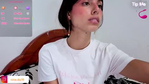 Snapshot of ninasky19 chatting on 01/09/26, 10:44 ninasky19 online show from 01/09/26, 10:44