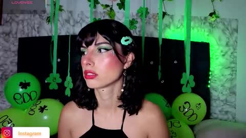 Snapshot of ninasky19 chatting on 03/18/26, 02:26 ninasky19 online show from 03/18/26, 02:26