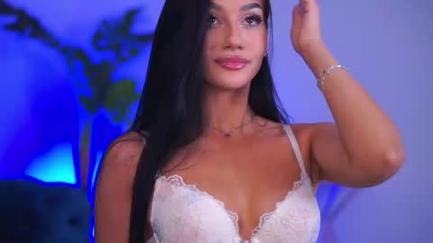 Snapshot of ninasolenne chatting on 12/22/25, 08:06 Ninna online show from 12/22/25, 08:06