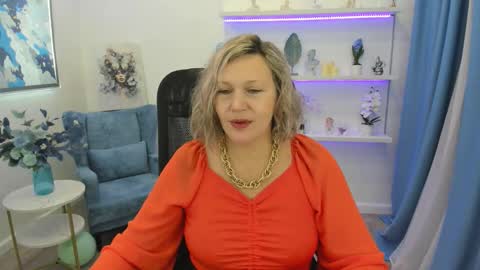 ninastarle online show from 12/02/25, 12:43