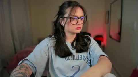 Snapshot of ninavolkov chatting on 01/19/25, 11:00 ninavolkov online show from 01/19/25, 11:00