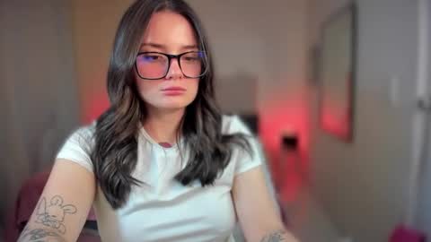 Snapshot of ninavolkov chatting on 02/12/25, 11:09 ninavolkov online show from 02/12/25, 11:09
