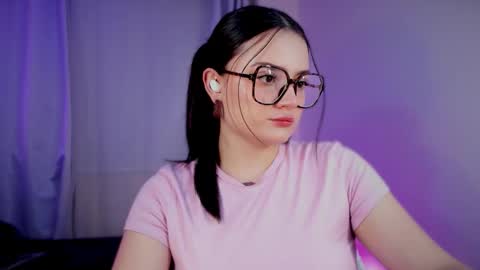 Snapshot of ninavolkov chatting on 10/22/25, 09:36 ninavolkov online show from 10/22/25, 09:36