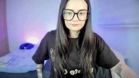 Snapshot of ninavolkov chatting on 02/05/26, 11:42 ninavolkov online show from 02/05/26, 11:42