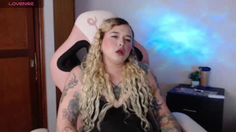 Nina online show from 09/27/25, 02:38