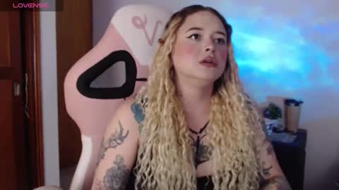 Nina online show from 10/15/25, 02:11