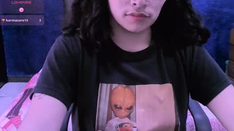 Snapshot of ninayellow chatting on 10/22/25, 03:56 Nina online show from 10/22/25, 03:56