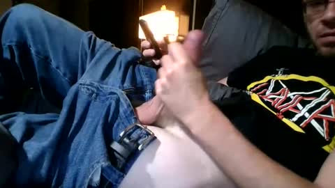 Snapshot of nineinchbronco chatting on 11/17/25, 08:53 nineinchbronco online show from 11/17/25, 08:53