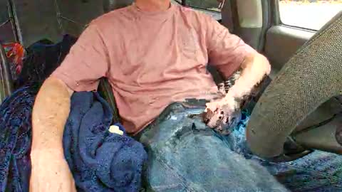 Snapshot of nineinchbronco chatting on 02/27/26, 01:00 nineinchbronco online show from 02/27/26, 01:00