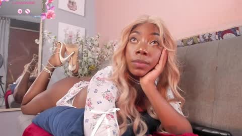 NINI  online show from 12/15/24, 03:31